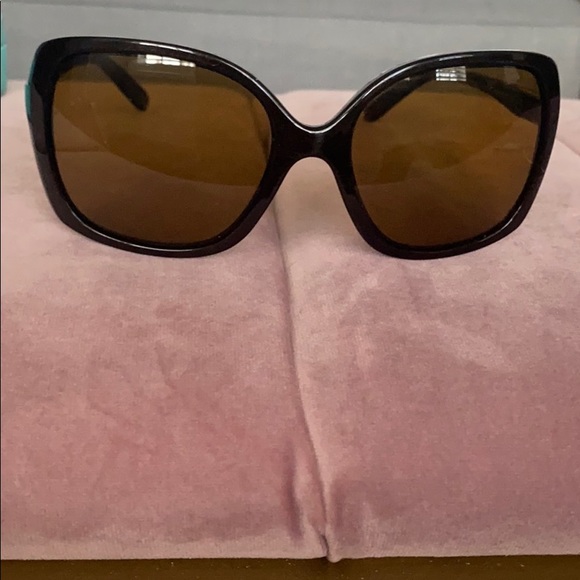 Oakley Beckon Polarized Women 